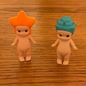 2 sonny angel mini baby dreams 2011 collection.